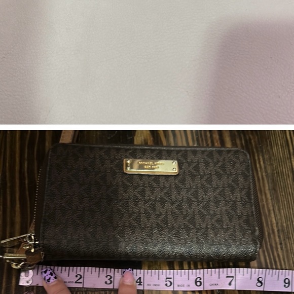 MICHAEL Michael Kors Jet Set Item Travel Continental - Picture 2 of 5